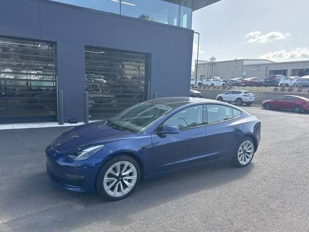 TESLA MODEL 3 2022 5YJ3E1EB8NF353075 image